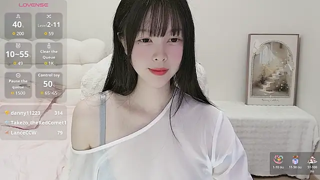 Anna-2005 online show from April 9, 2026, 6:19 am