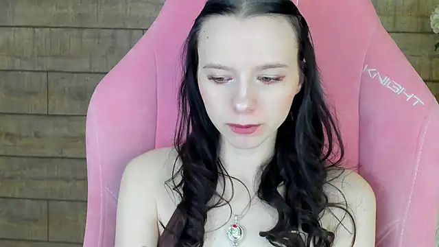 ArinaKubrick online show from February 10, 2026, 4:33 pm