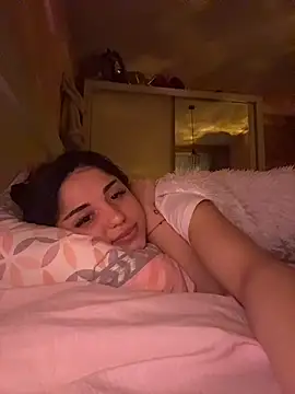 SilkyMira online show from March 14, 2026, 8:58 pm