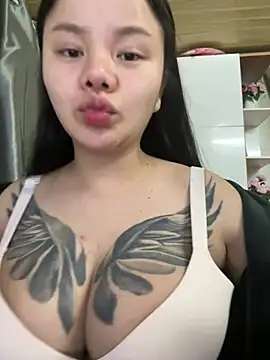 leo-kitty online show from February 9, 2026, 2:10 pm