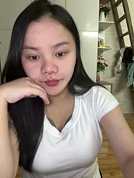 leo-kitty online show from March 9, 2026, 3:05 pm