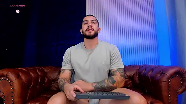 KyleNorth  online show from February 5, 2026, 12:48 am