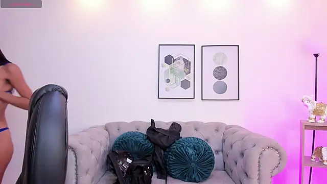 Snapshot of Lynara_norien chatting on January 8, 2026, 7:27 pm Lynara norien online show from January 8, 2026, 7:27 pm