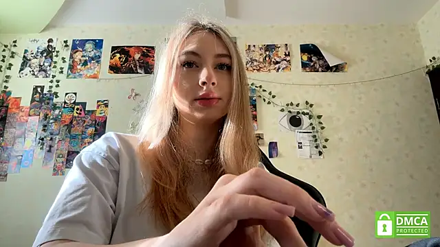 JanelBray online show from February 17, 2026, 8:11 am