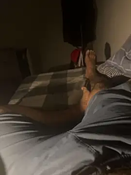 Night outcam online show from February 16, 2026, 8:05 pm