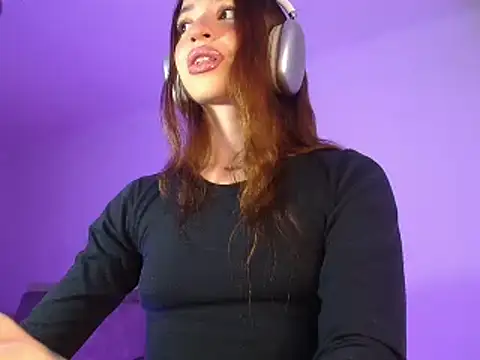 alina lee online show from January 17, 2026, 2:49 am