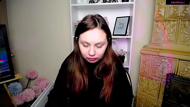 Snapshot of LiliaErmi chatting on January 8, 2026, 6:16 am LiliaErmi online show from January 8, 2026, 6:16 am