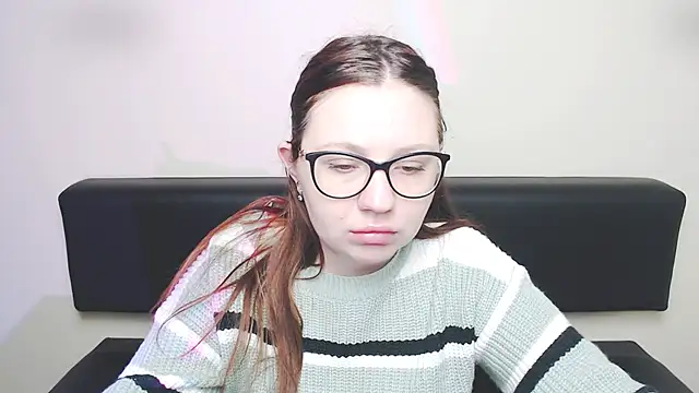 Snapshot of LiliaErmi chatting on February 14, 2026, 7:16 am LiliaErmi online show from February 14, 2026, 7:16 am