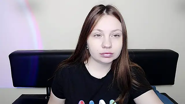 Snapshot of LiliaErmi chatting on February 16, 2026, 7:26 am LiliaErmi online show from February 16, 2026, 7:26 am