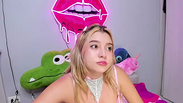 AndyxSmith online show from December 23, 2025, 5:49 am