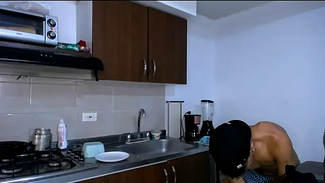 black men9 online show from February 14, 2026, 3:47 am