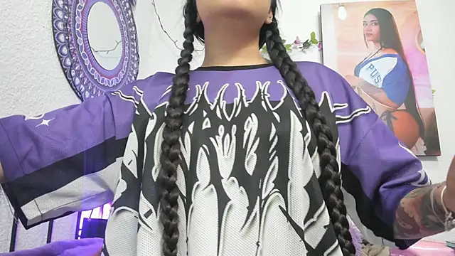 Hanna moore10 online show from January 14, 2026, 7:08 pm