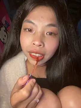 lux-su online show from March 9, 2026, 12:42 pm