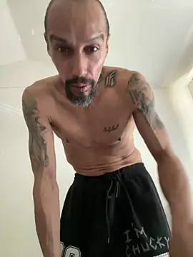 faces818 online show from April 26, 2026, 6:05 pm