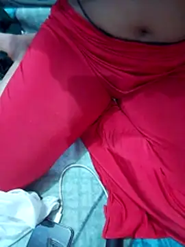 Snapshot of diya_r chatting on February 16, 2026, 4:30 am diya r online show from February 16, 2026, 4:30 am