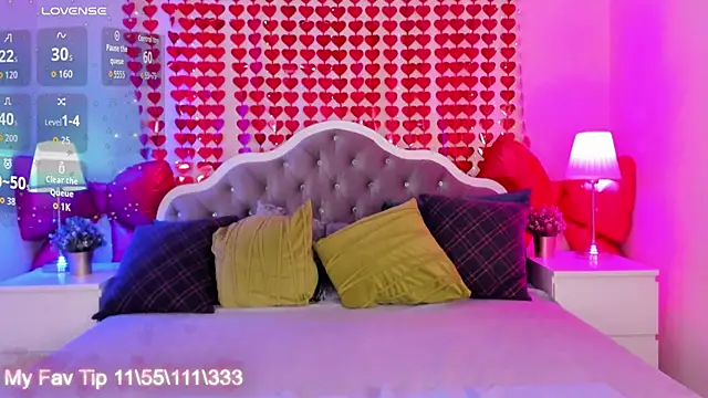 katymeaw online show from February 19, 2026, 1:34 am