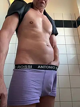 Hottasty online show from June 2, 2026, 6:59 am