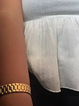 cute mahi001 online show from July 7, 2026, 6:47 am