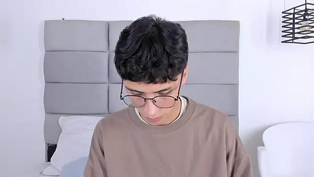 JoshClaarktt online show from January 18, 2026, 3:54 am