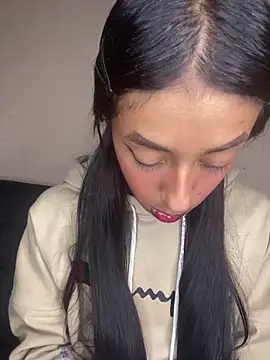 FOXXX BABY online show from March 5, 2026, 4:30 am