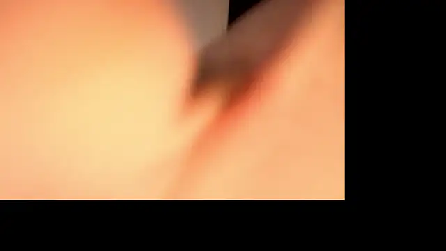 bluntbeautyxo online show from December 16, 2025, 2:22 pm