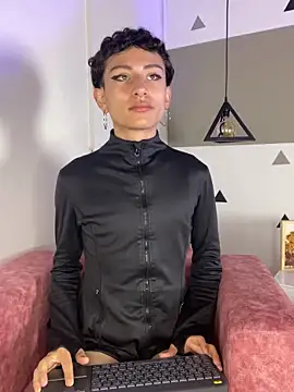 JiangShy666 online show from December 14, 2025, 1:05 pm