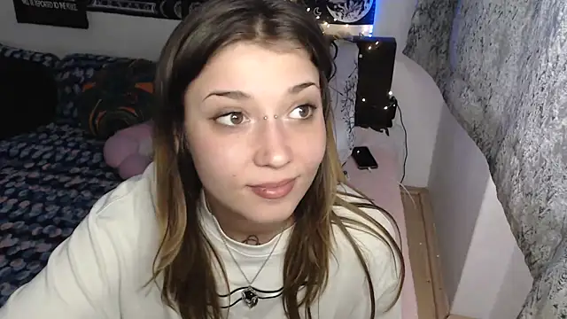 AlienforTwenty online show from March 28, 2026, 11:32 am