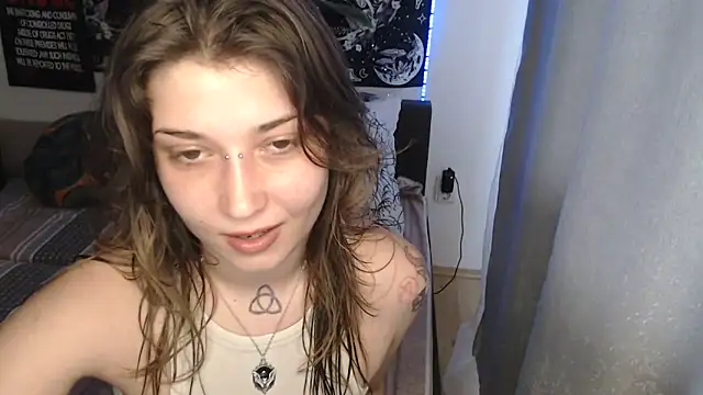 AlienforTwenty online show from April 5, 2026, 12:13 pm