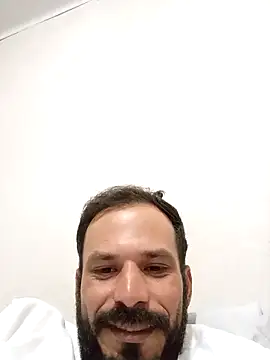 Dionaatanm online show from December 15, 2025, 3:22 am