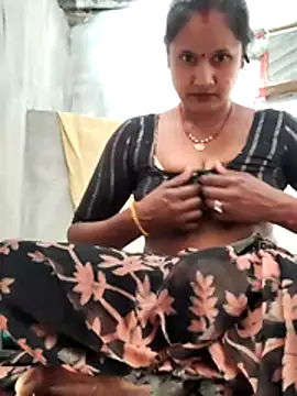 Akanksha soni online show from February 18, 2026, 7:37 am