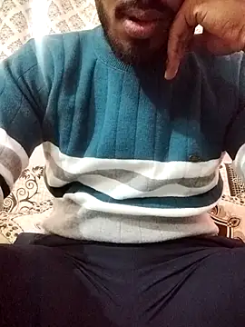 moonlightTower online show from December 14, 2025, 8:52 am