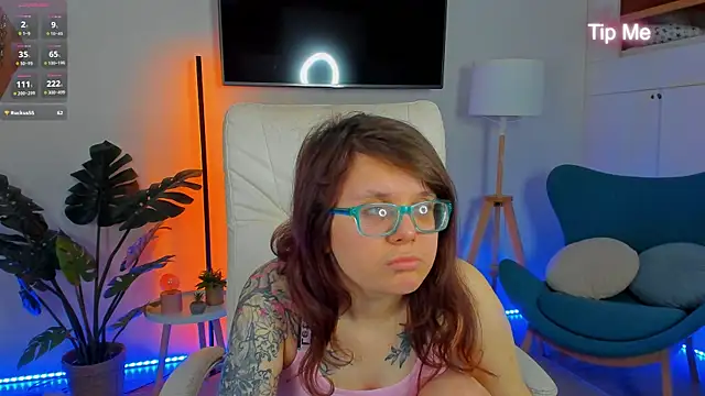 Ariell Mini online show from March 21, 2026, 8:19 am