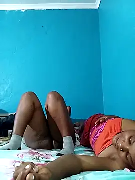 SweetHotPussy 99 online show from December 18, 2025, 7:31 pm