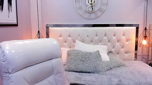 Snapshot of drake_miller7 chatting on December 16, 2025, 3:33 am drake miller7 online show from December 16, 2025, 3:33 am