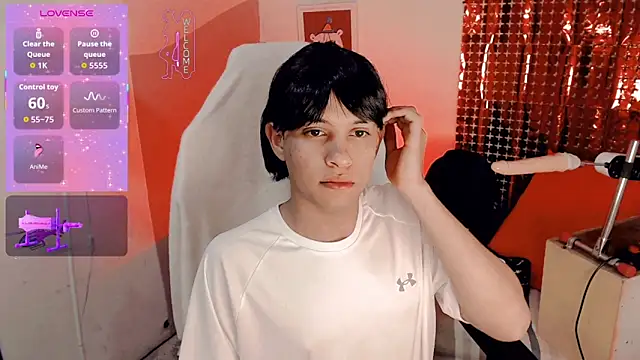 Luky twink online show from January 14, 2026, 3:23 am