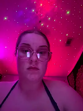 Paige-124 online show from December 16, 2025, 8:08 am