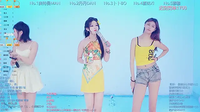 Luckygirls-339 online show from March 27, 2026, 10:53 pm