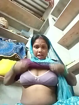 Shreya pandit online show from April 11, 2026, 11:31 pm