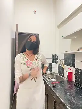 Pooja Love143 online show from April 7, 2026, 10:59 am