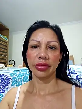 Snapshot of Grace_Velvet chatting on July 3, 2026, 11:05 am Grace Velvet online show from July 3, 2026, 11:05 am