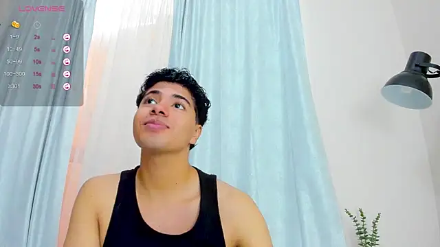 cherry blossom77 online show from January 9, 2026, 12:52 pm