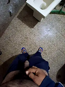 aman4404 online show from January 15, 2026, 1:54 am