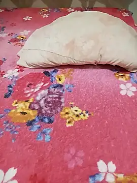 Fannyfoxfi online show from January 14, 2026, 9:15 am