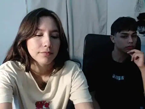 T-PHotxCouple online show from July 11, 2026, 2:58 am