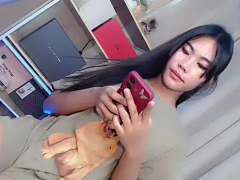 MIASEX980271 online show from May 30, 2026, 12:13 pm