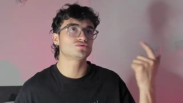 charlie dicker online show from February 2, 2026, 1:26 am