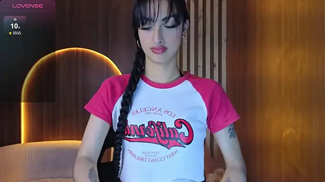 Snapshot of Tifany_Tx chatting on February 25, 2026, 7:45 pm Tifany Tx online show from February 25, 2026, 7:45 pm