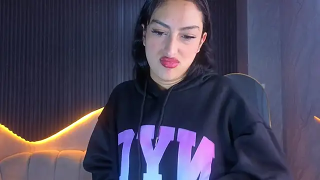 Snapshot of Tifany_Tx chatting on February 26, 2026, 12:26 pm Tifany Tx online show from February 26, 2026, 12:26 pm