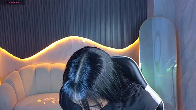 Tifany Tx online show from March 10, 2026, 12:32 pm