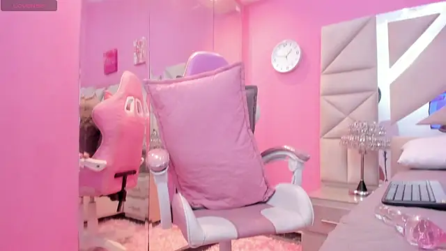 Diosa exotic online show from December 20, 2025, 3:52 pm